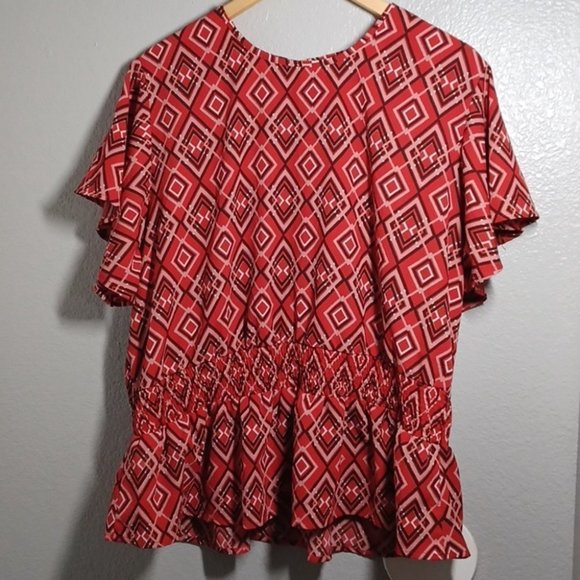 Rainbow red diamond pattern blouse - Picture 2 of 5